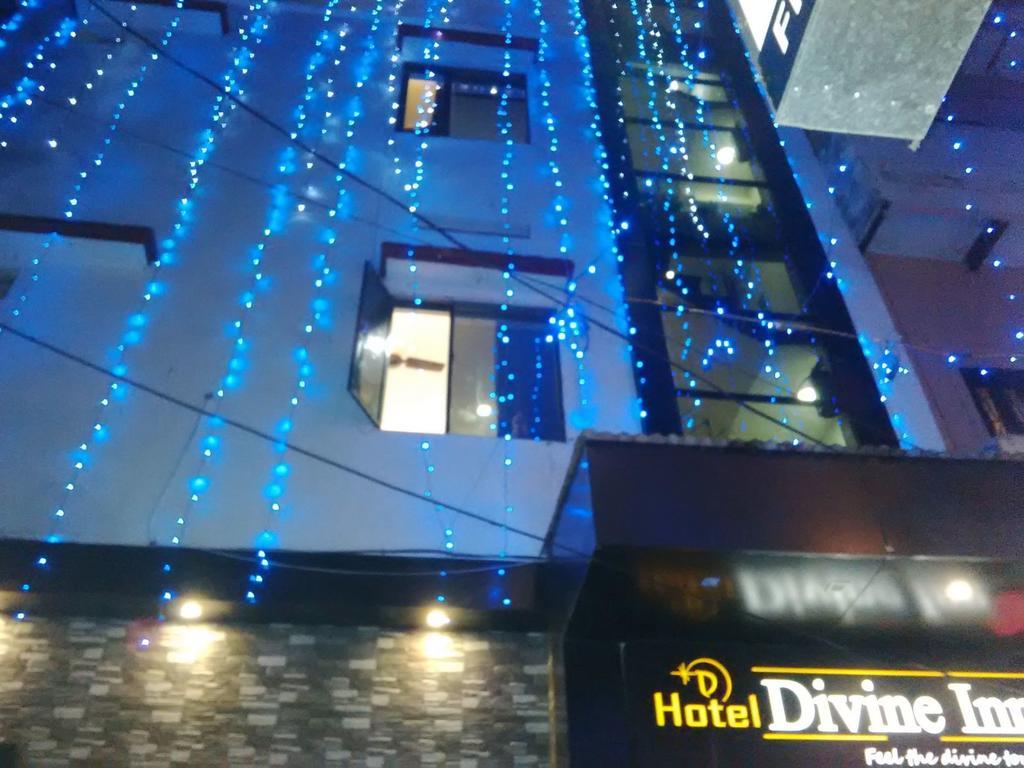 Hotel Divine Inn Benares Kamer foto